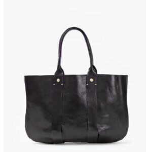 Clare V La Tropezienne